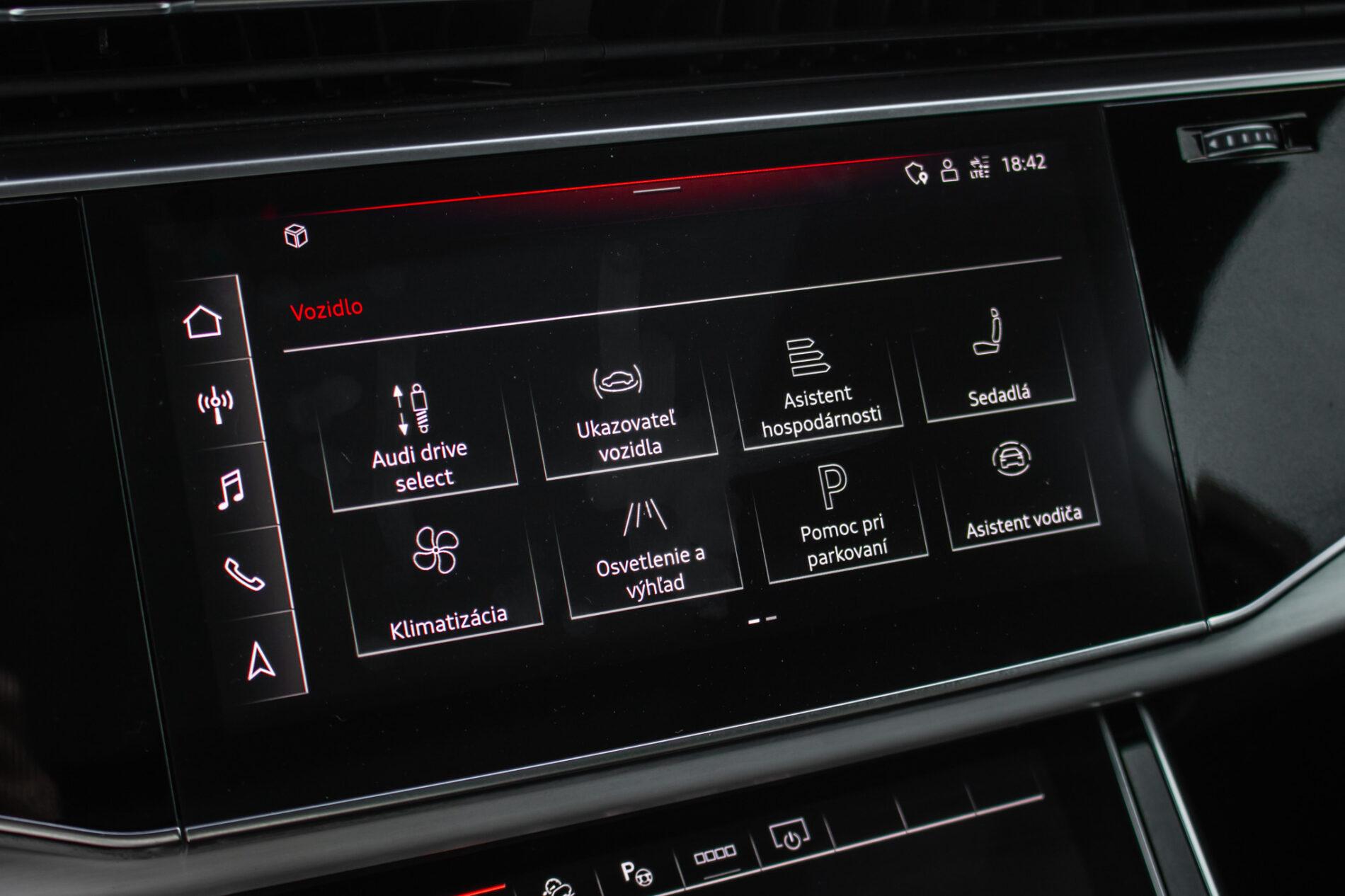 2022 AUDI SQ7, čierna suv, 72 106 km