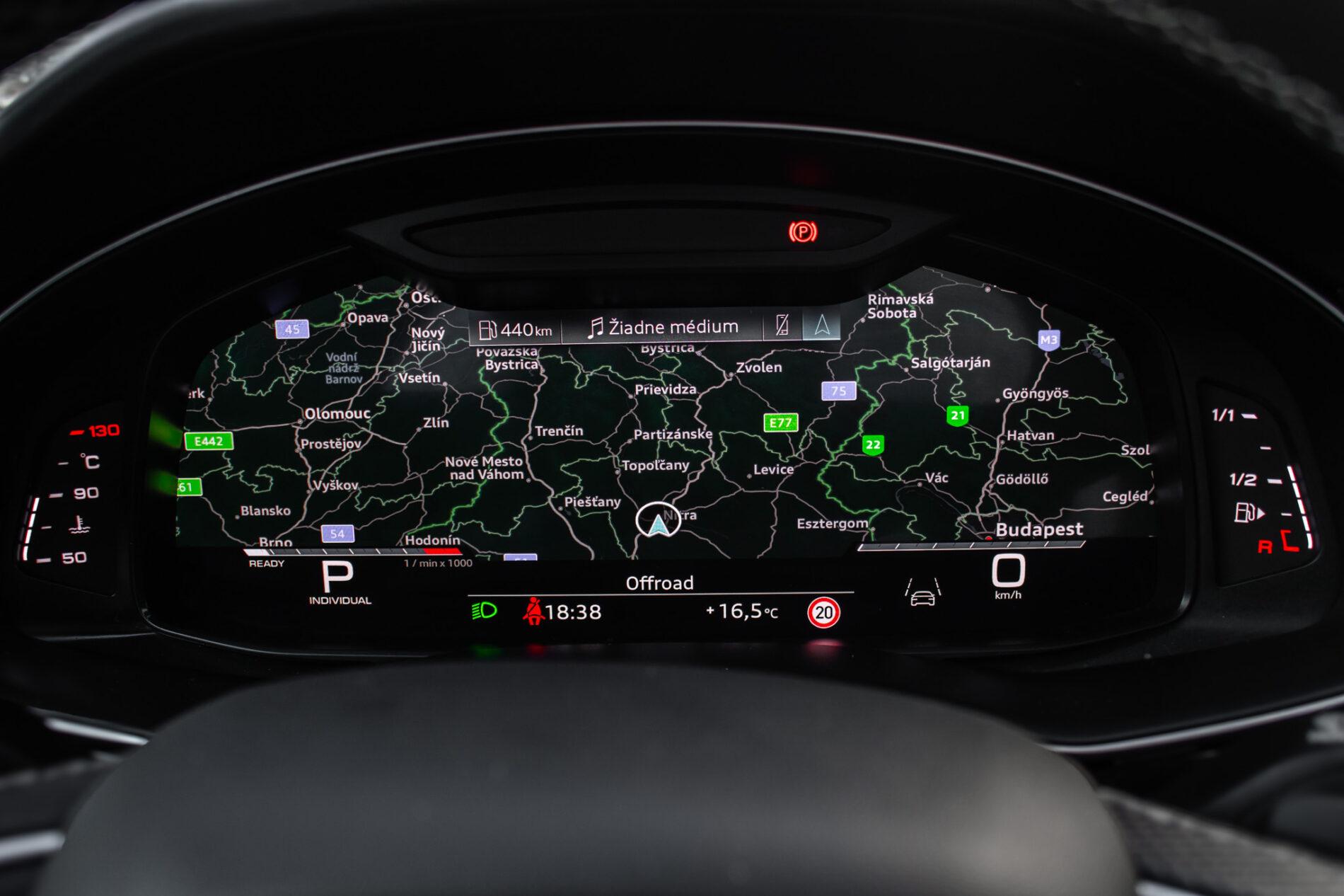 2022 AUDI SQ7, čierna suv, 72 106 km