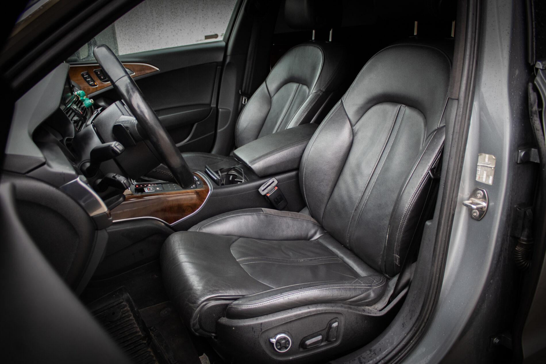 2011 AUDI A6, sivá sedan, 302 428 km