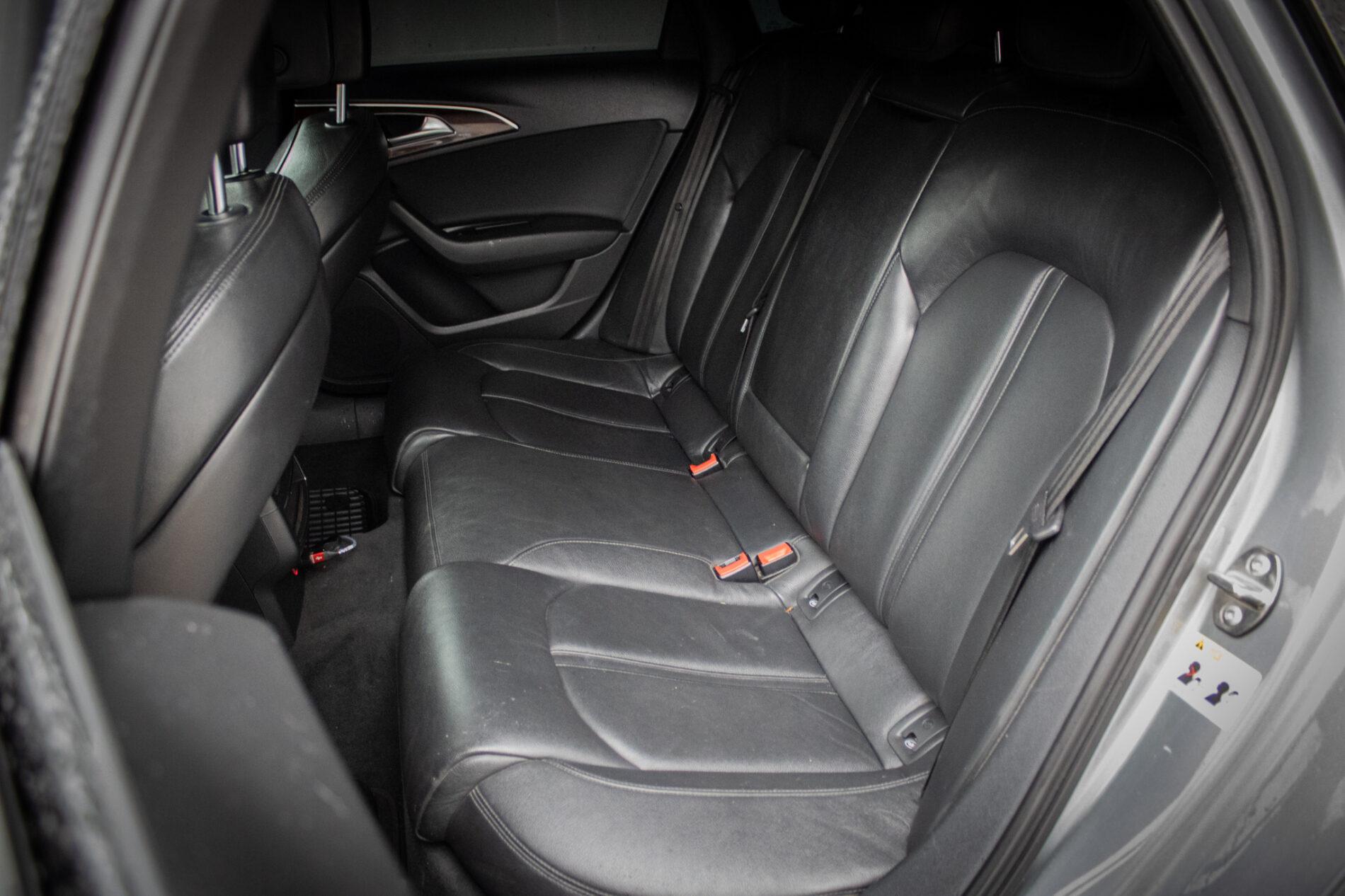 2011 AUDI A6, sivá sedan, 302 428 km