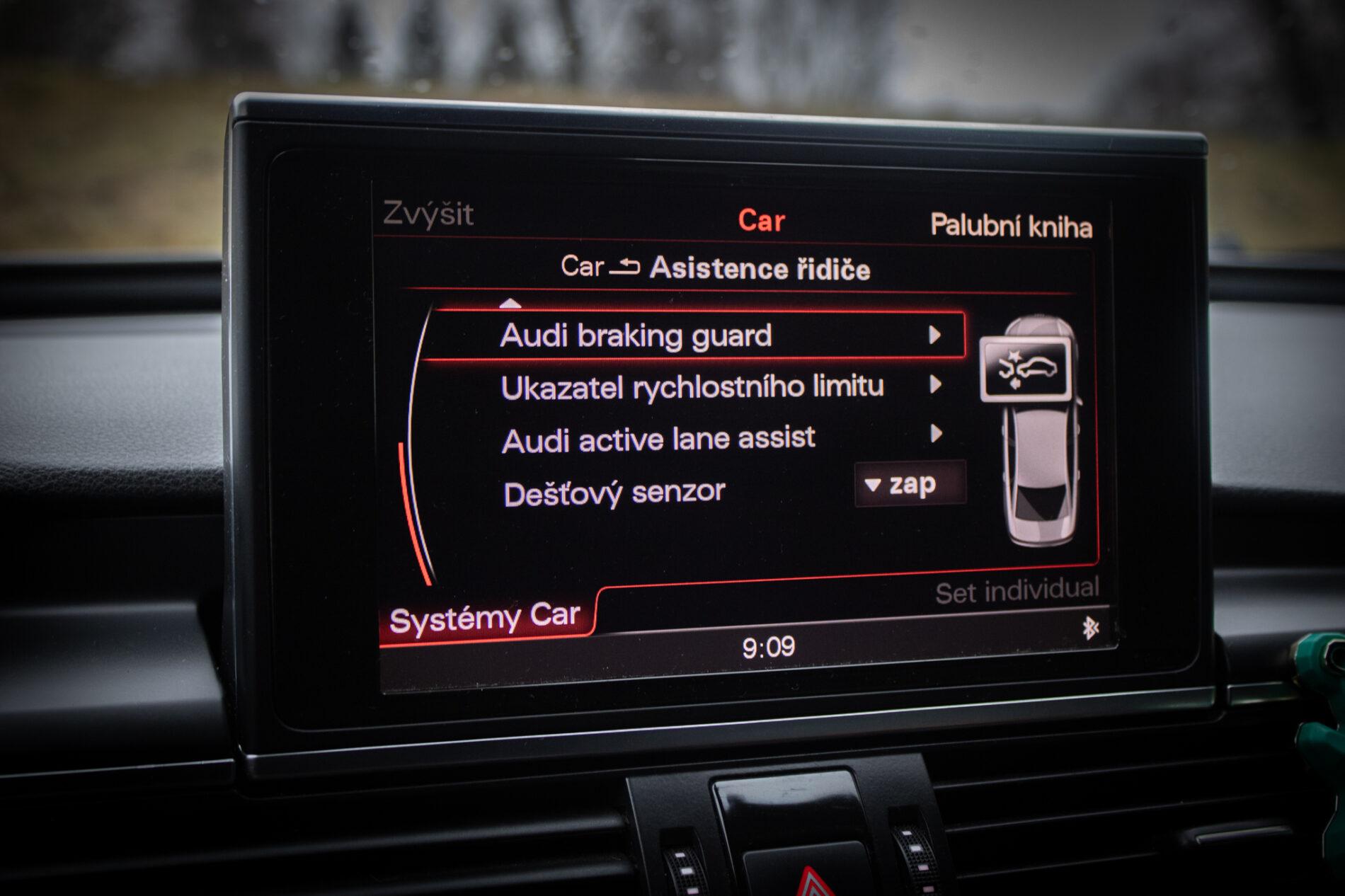 2011 AUDI A6, sivá sedan, 302 428 km