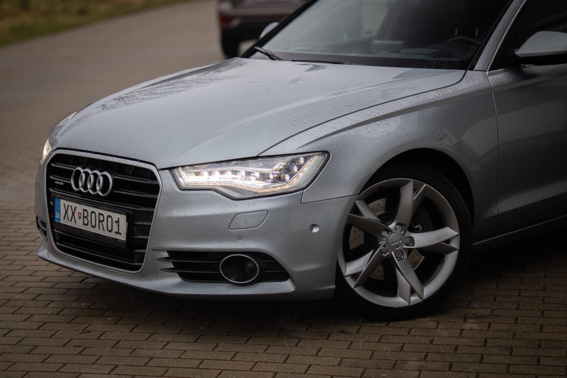 2011 AUDI A6, sivá sedan, 302 428 km