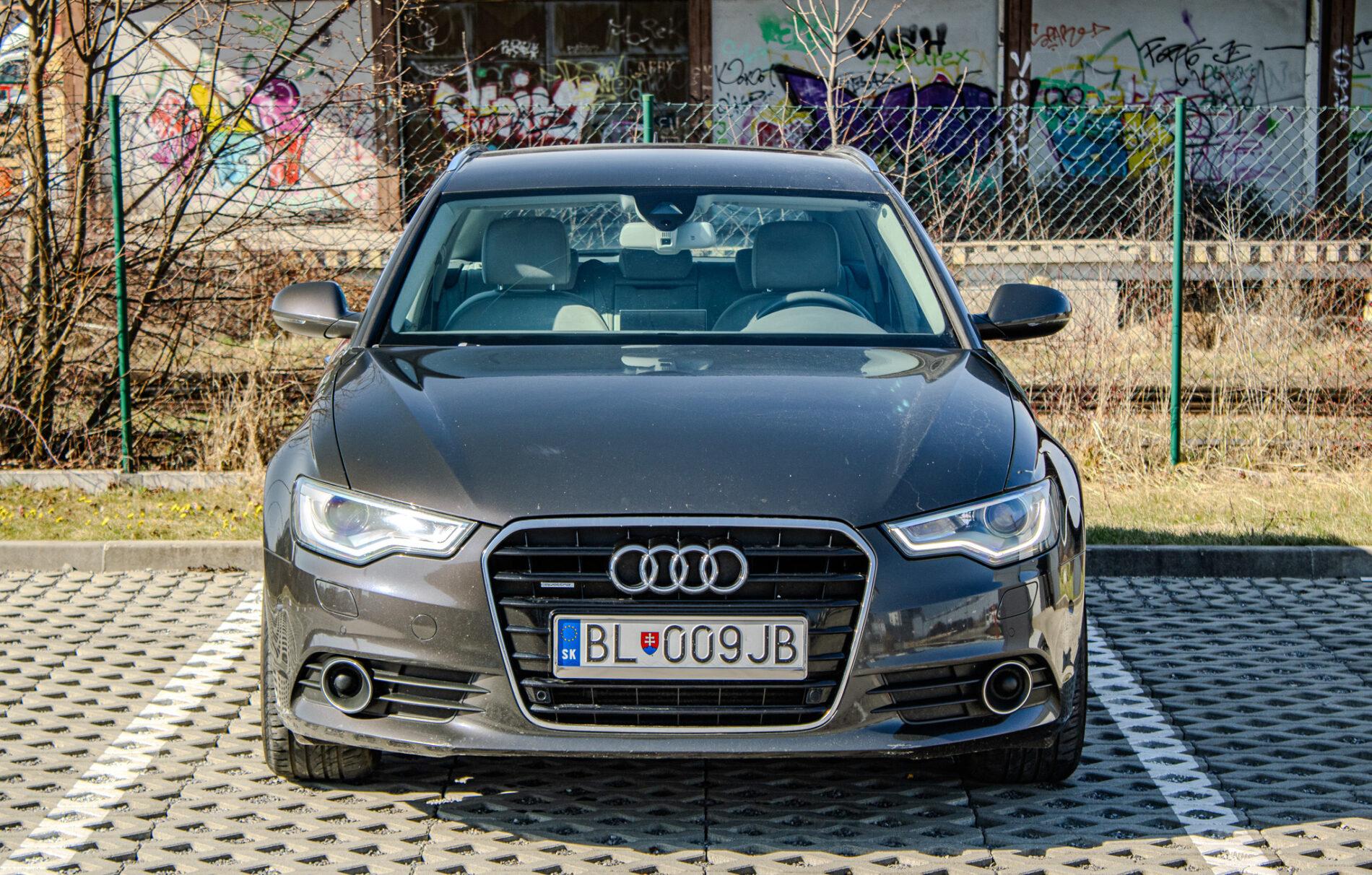 2015 AUDI A6, sivá kombi, 286 842 km