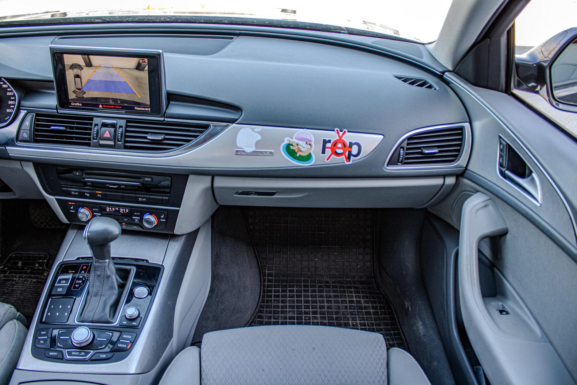 2015 AUDI A6, sivá kombi, 286 842 km