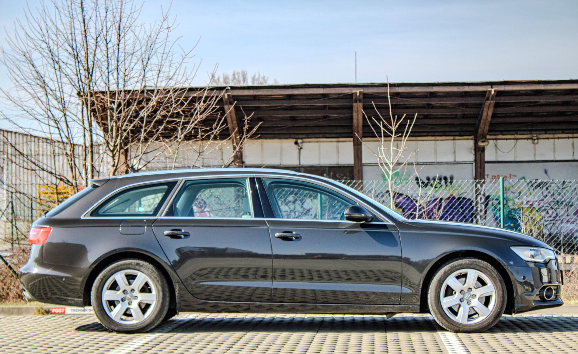 2015 AUDI A6, sivá kombi, 286 842 km