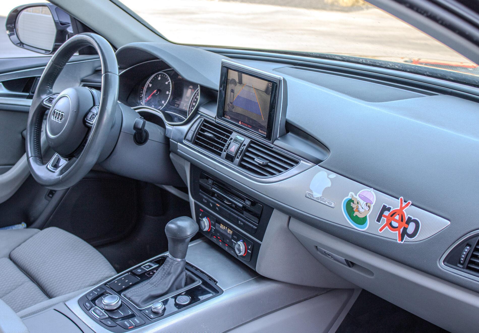 2015 AUDI A6, sivá kombi, 286 842 km