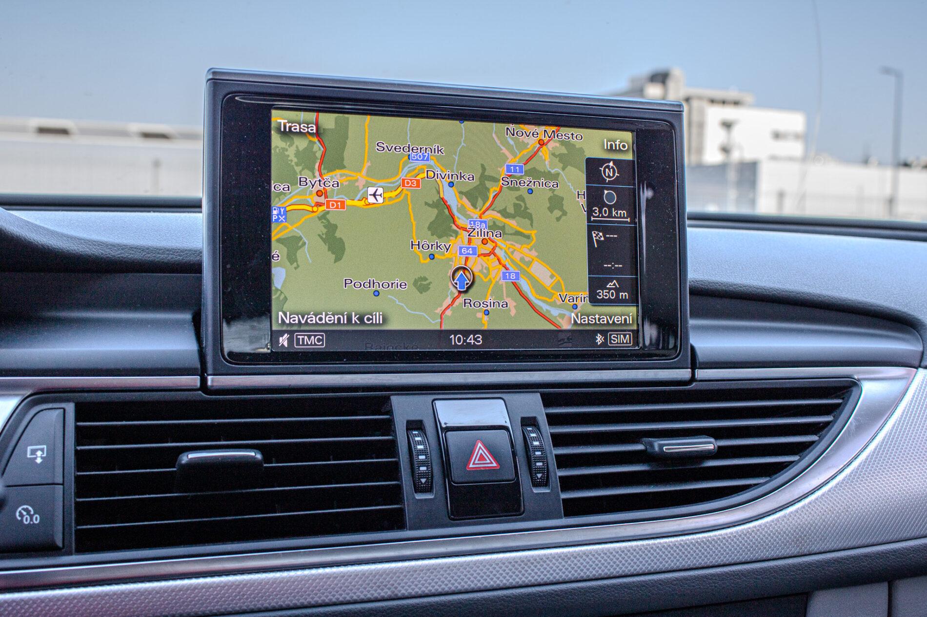 2015 AUDI A6, sivá kombi, 286 842 km