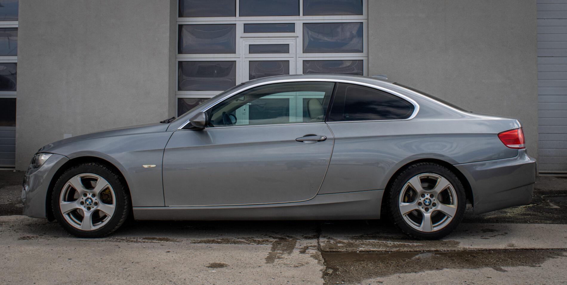 2008 BMW 325i, sivá kupé, 287 630 km