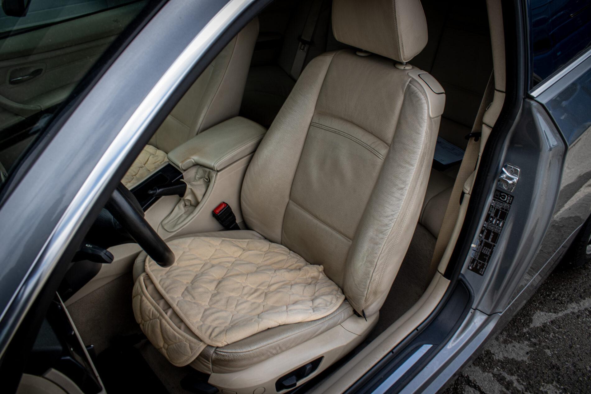 2008 BMW 325i, sivá kupé, 287 630 km