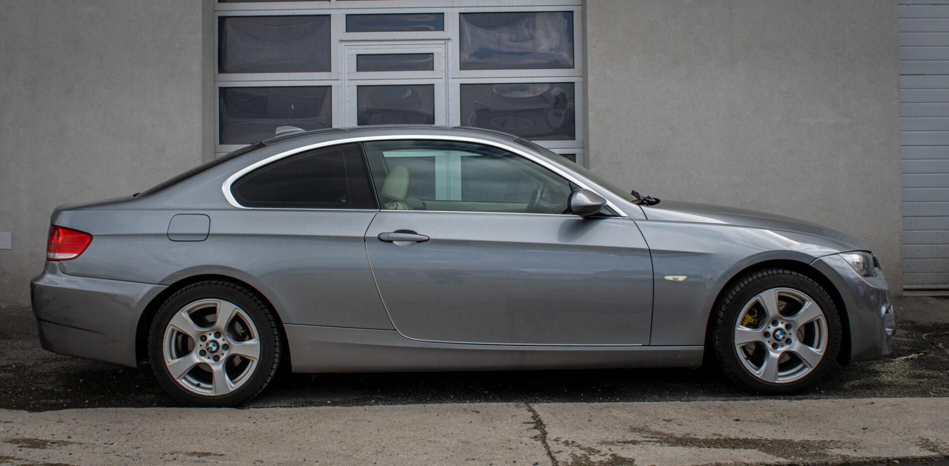 2008 BMW 325i, sivá kupé, 287 630 km