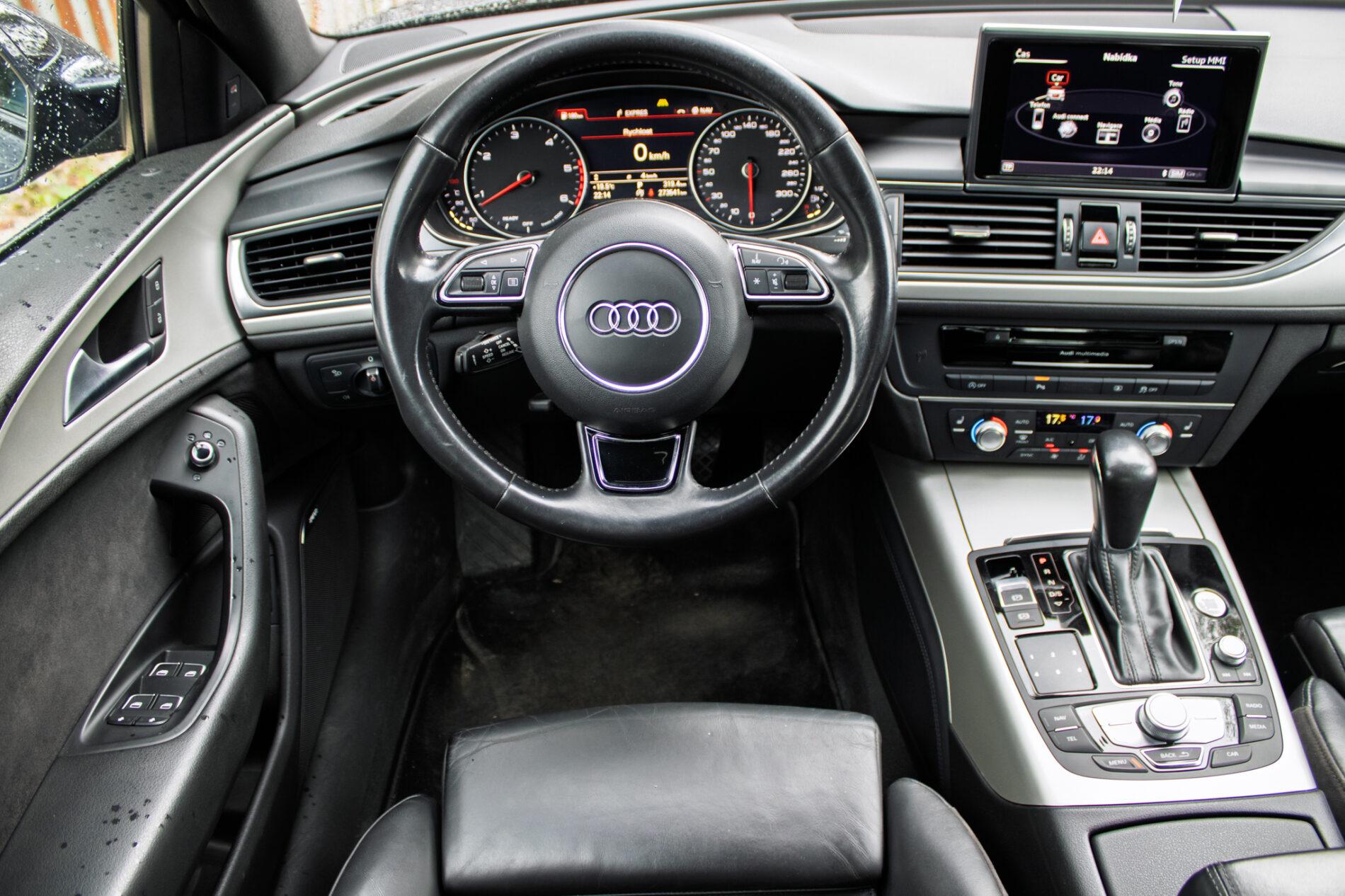 2016 AUDI A6, modrá sedan, 273 541 km
