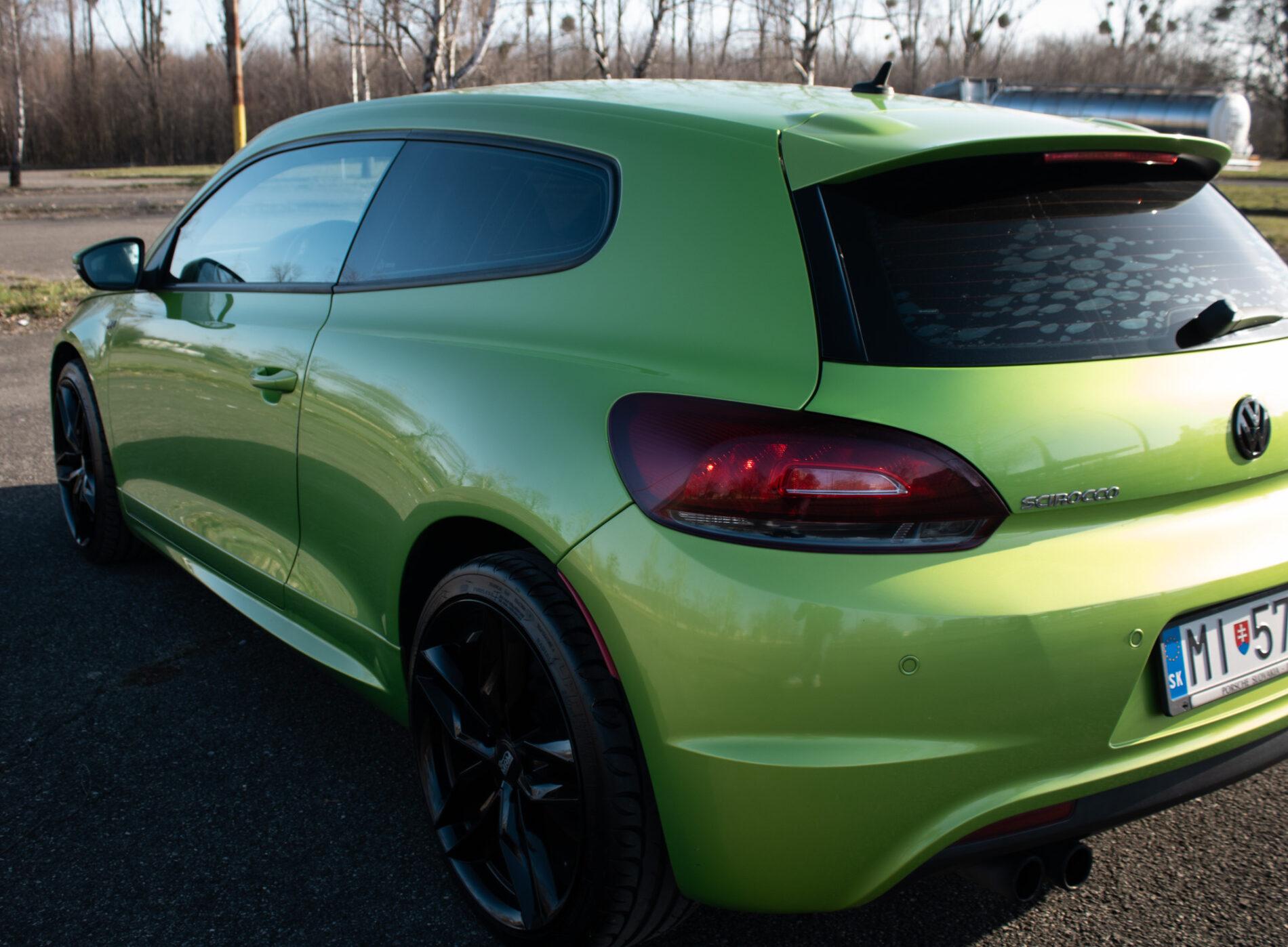 2010 Volkswagen Scirocco, zelená kupé, 144 946 km