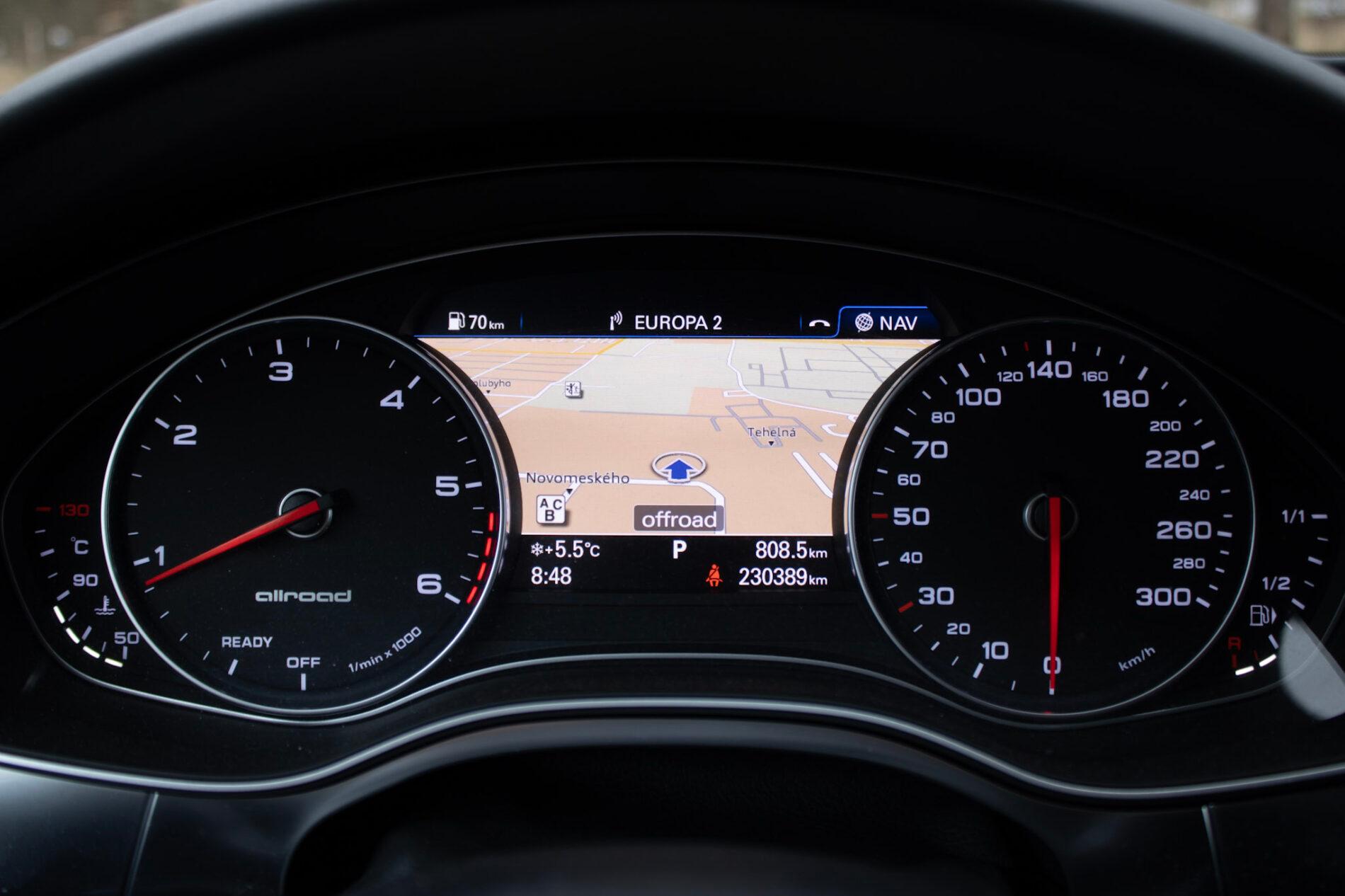 2018 AUDI A6, sivá kombi, 230 389 km