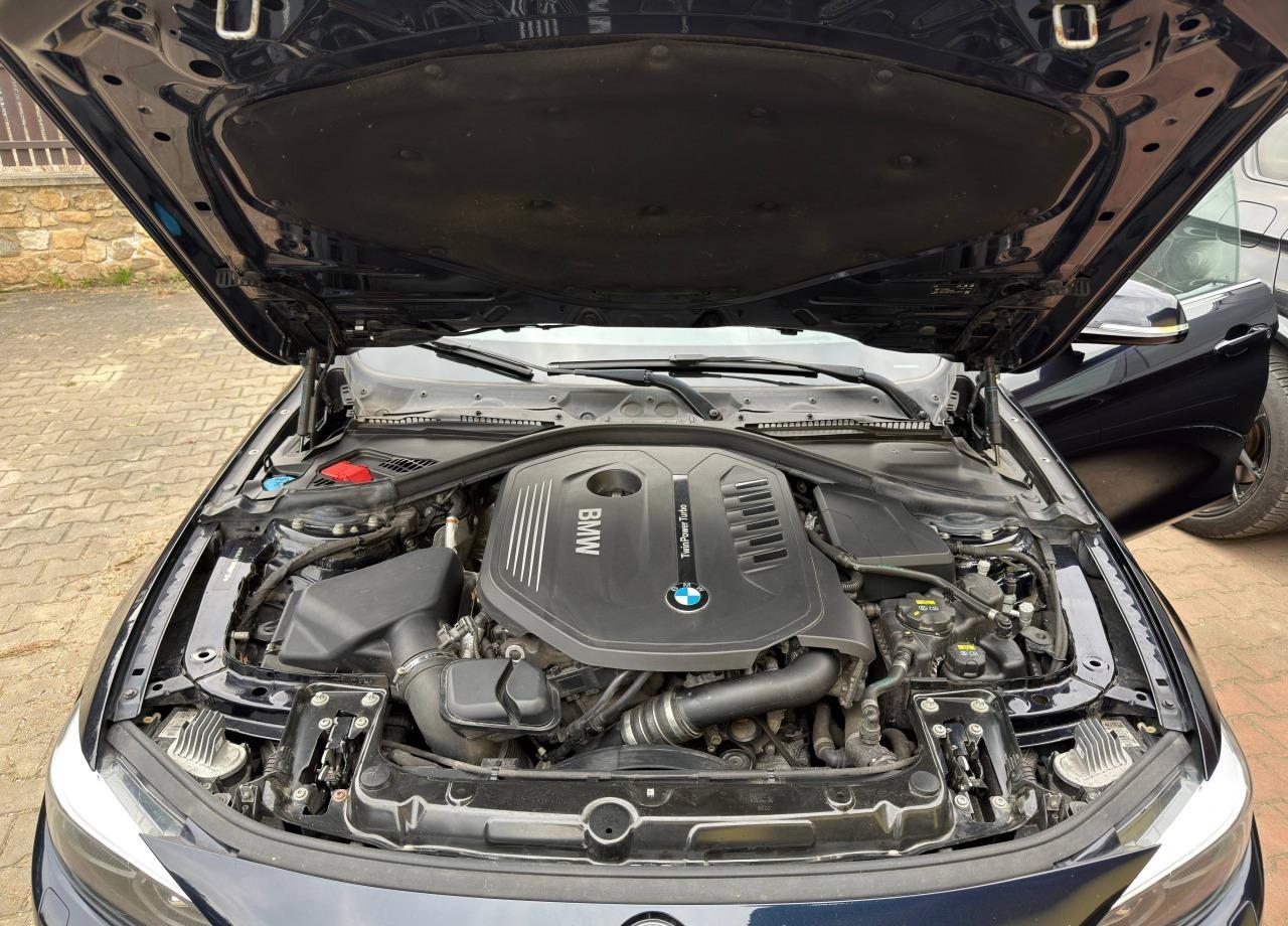 2019 BMW 440i, čierna sedan, 115 000 km