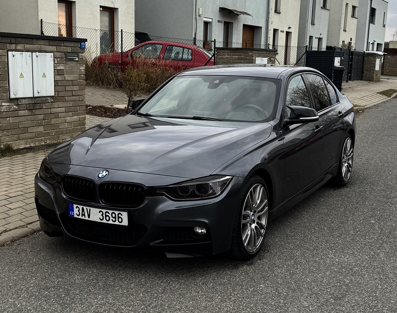 2013 BMW 335d, sivá sedan, 150 000 km