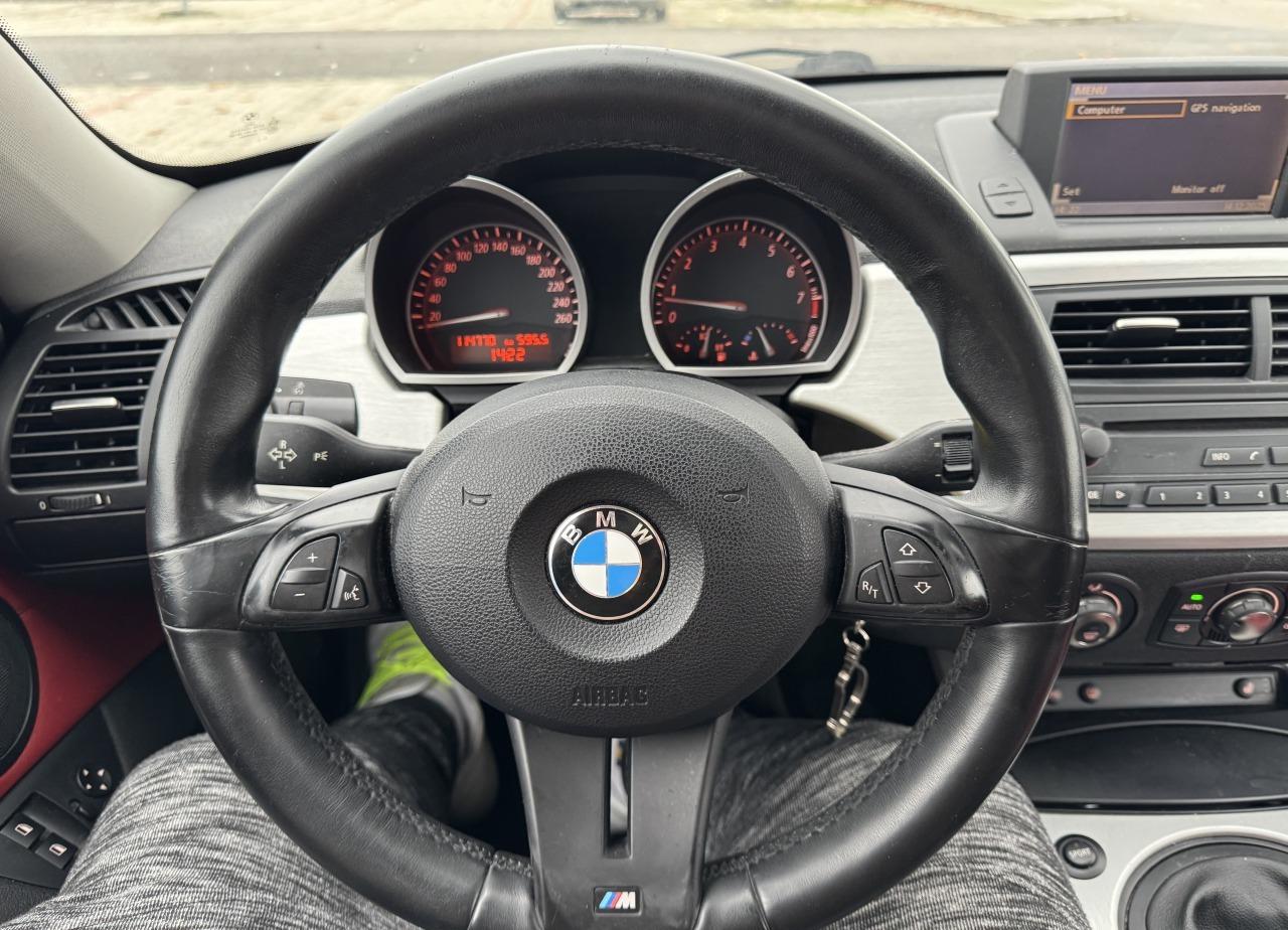 2006 BMW Z4, sivá kupé, 119 000 km