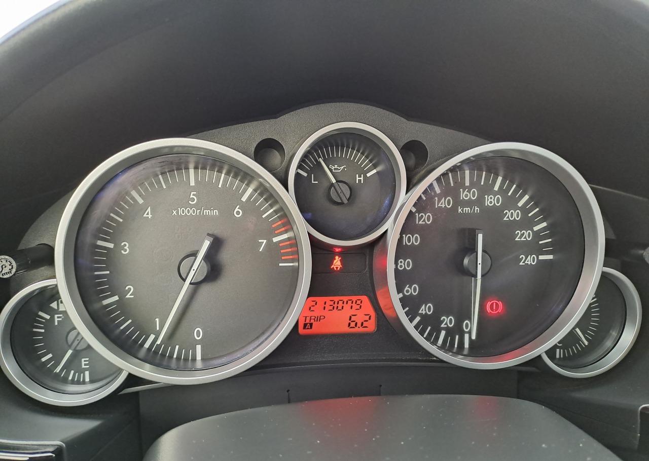 2007 Mazda MX-5 (NC), sivá kabriolet, 213 200 km