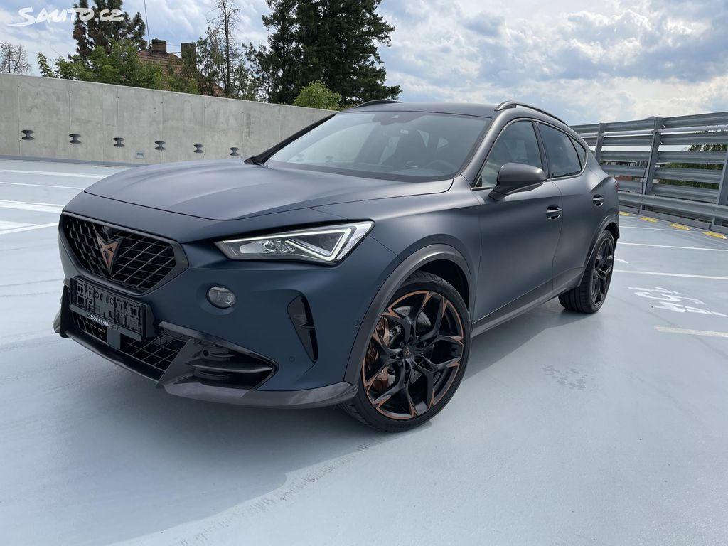 2022 Cupra Formentor VZ5, tmavomodrá hatchback, 51 000 km