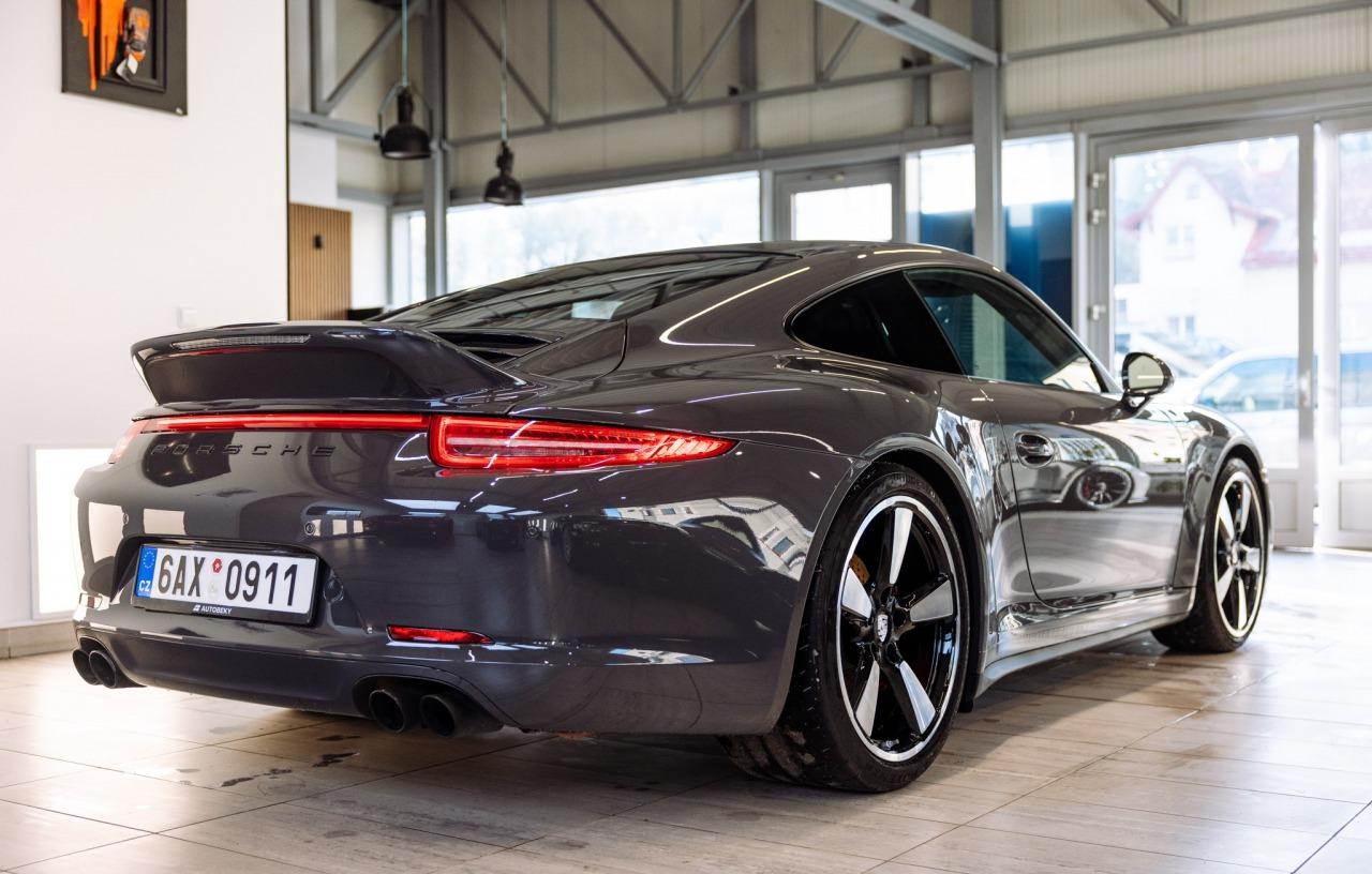 2014 Porsche 991 Carrera 4S 50th Anniv., sivá kupé, 83 820 km
