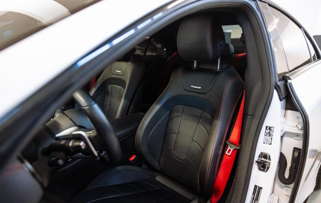 2022 Mercedes-Benz CLS 53 AMG, biela sedan, 118 000 km