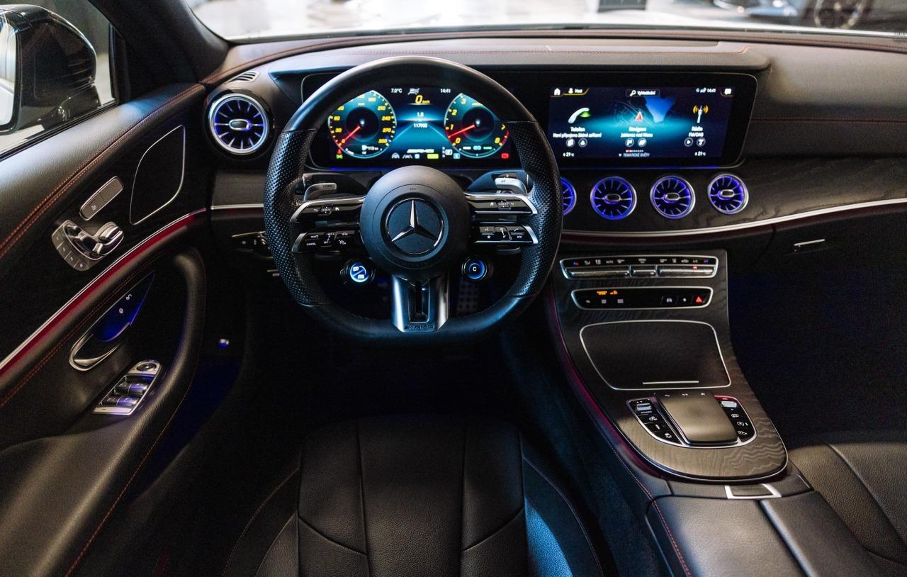 2022 Mercedes-Benz CLS 53 AMG, biela sedan, 118 000 km