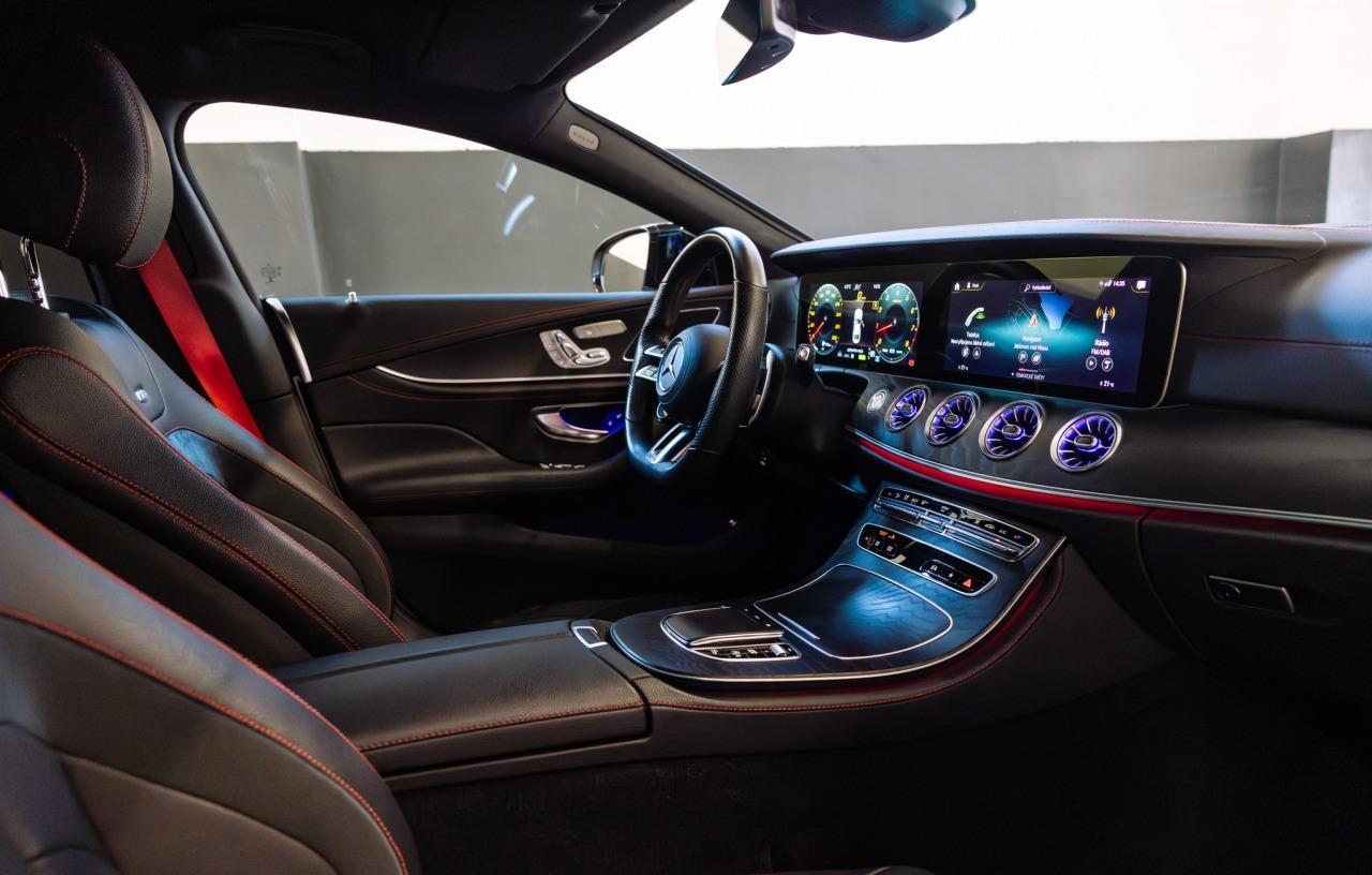 2022 Mercedes-Benz CLS 53 AMG, biela sedan, 118 000 km