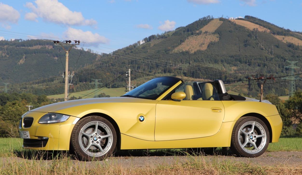 2006 BMW Z4, žltá kabriolet, 44 256 km