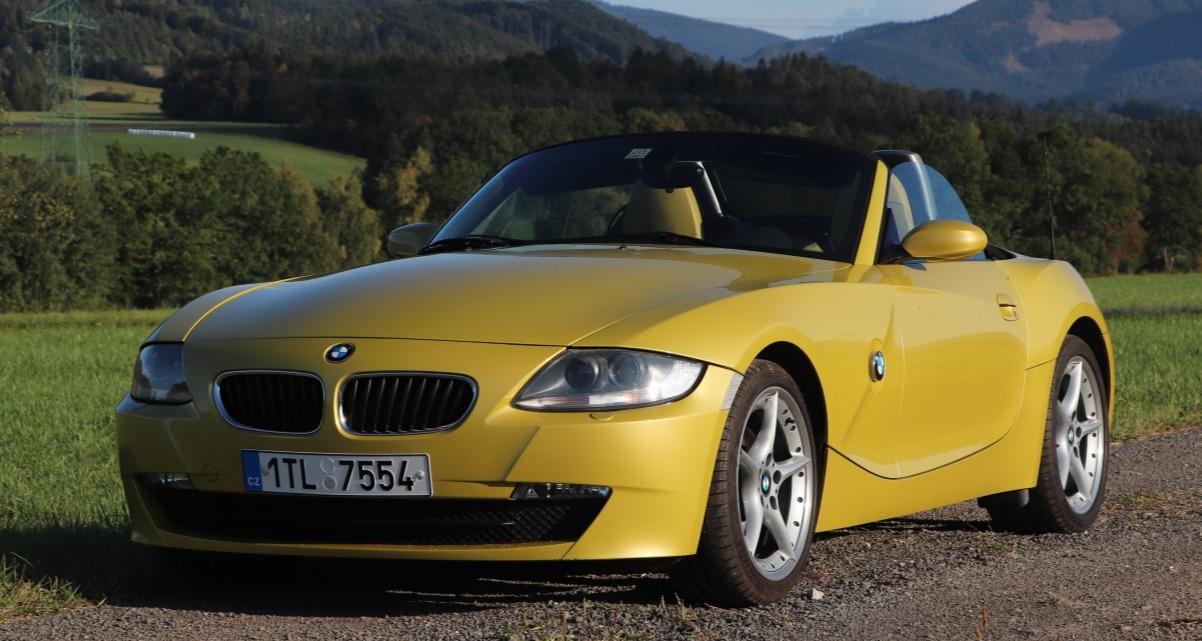 2006 BMW Z4, žltá kabriolet, 44 256 km