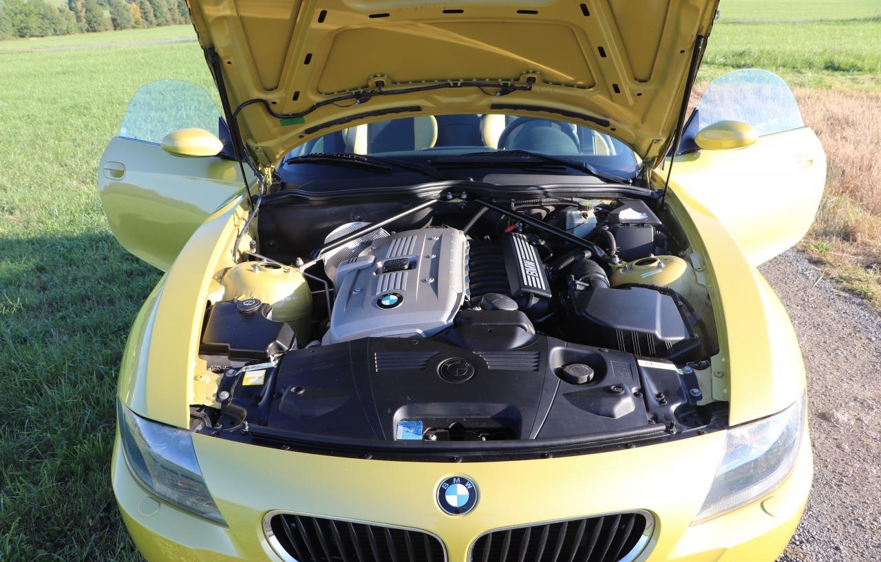 2006 BMW Z4, žltá kabriolet, 44 256 km