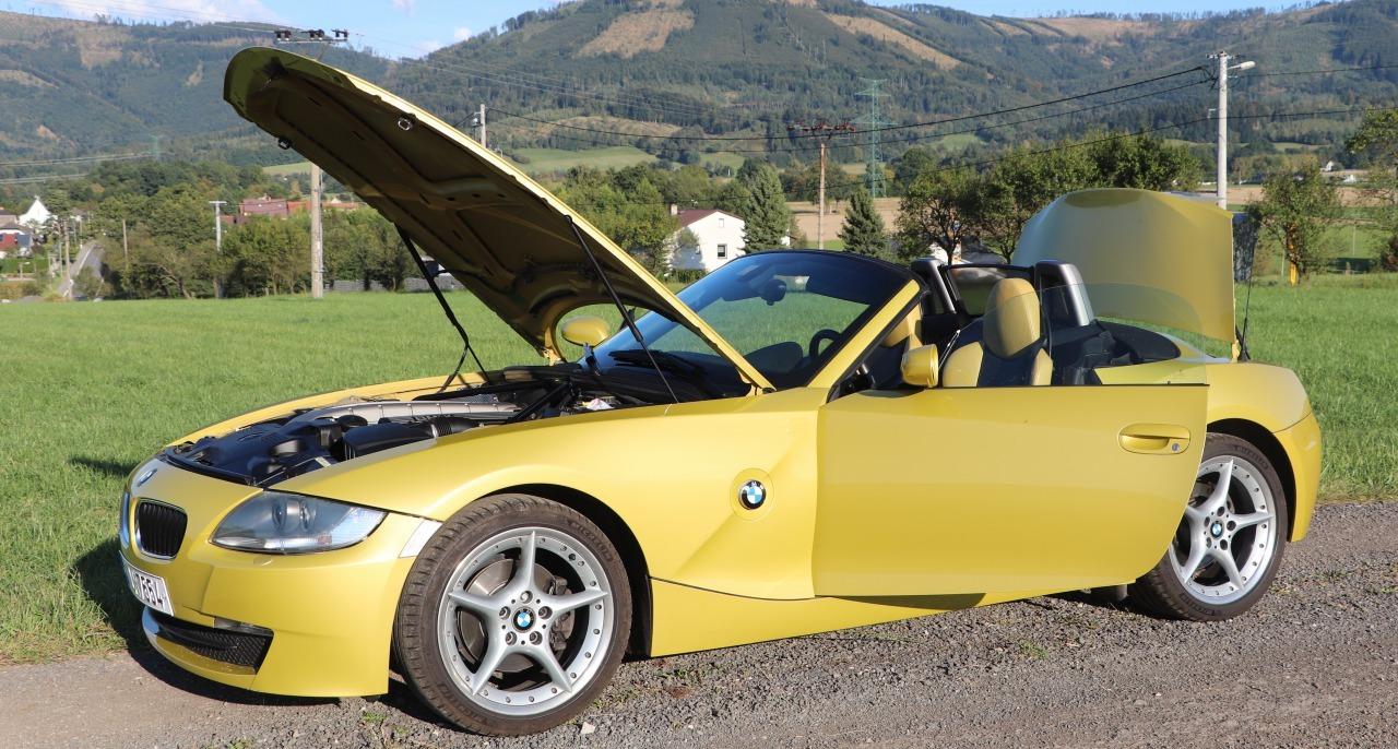 2006 BMW Z4, žltá kabriolet, 44 256 km