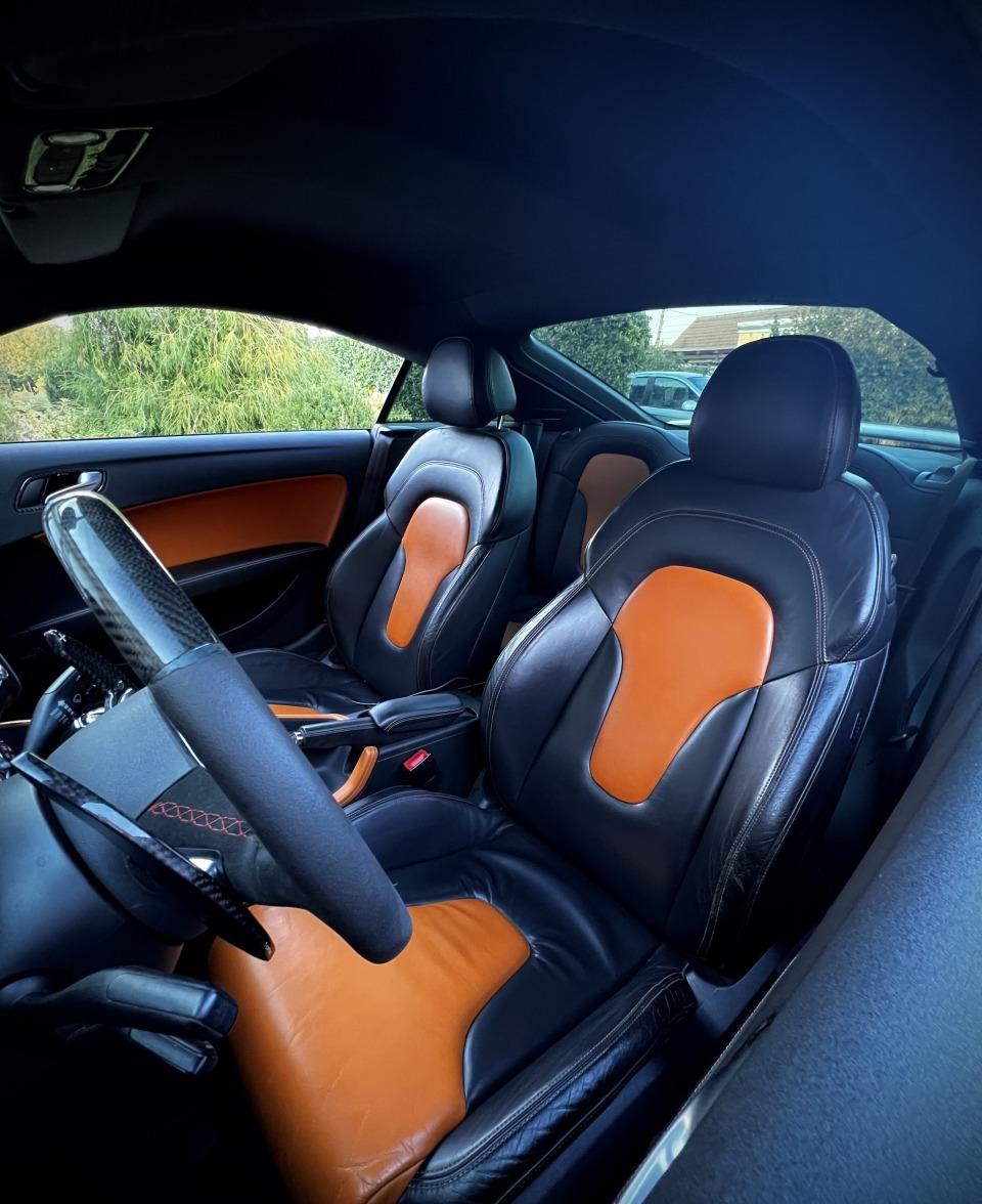 2009 AUDI TTS, oranžová kupé, 209 000 km