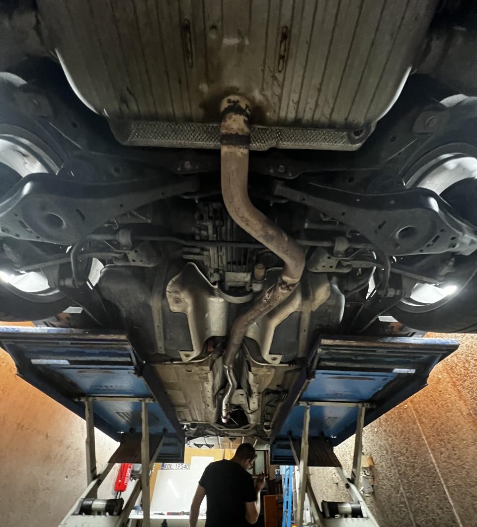 2009 AUDI TTS, oranžová kupé, 209 000 km