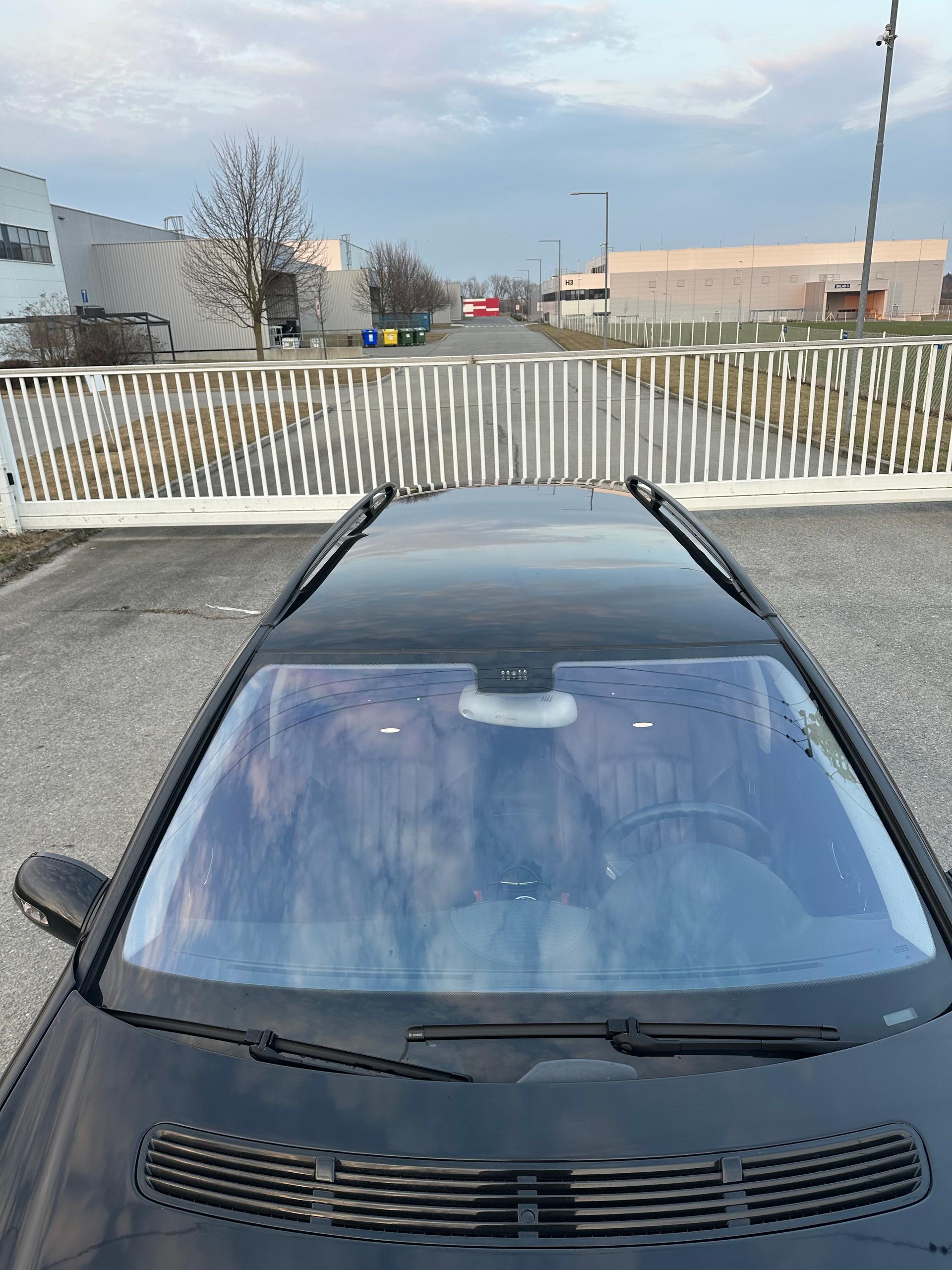 2003 Mercedes-Benz E 55 AMG, čierna kombi, 230 000 km