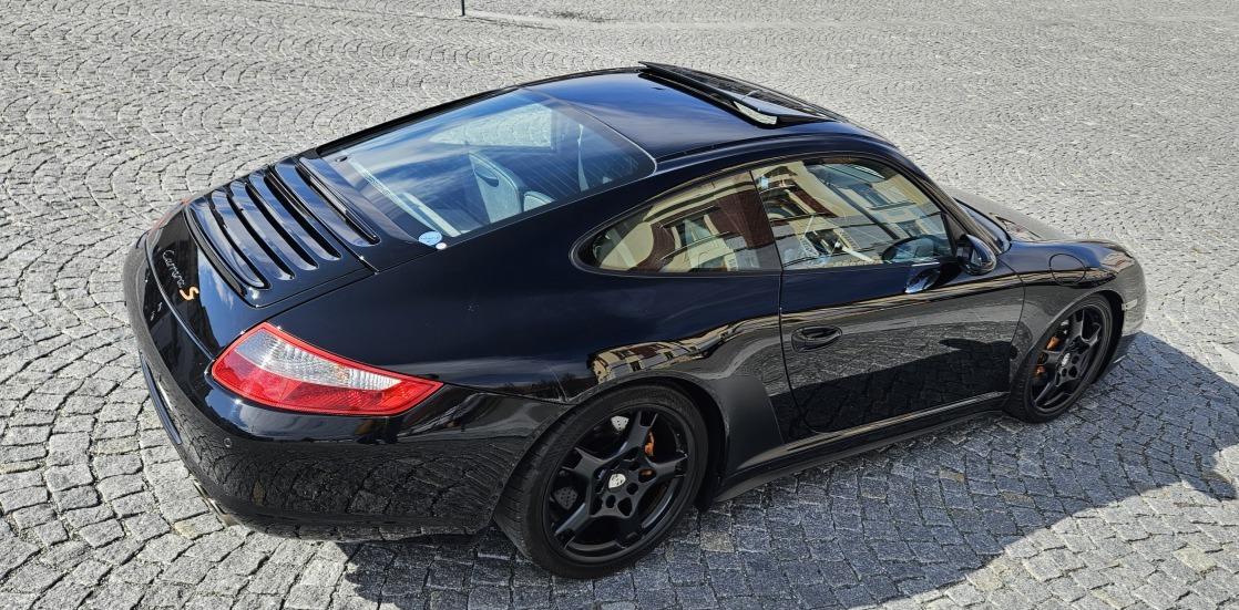 2006 Porsche 997 Carrera S, čierna kupé, 125 000 km