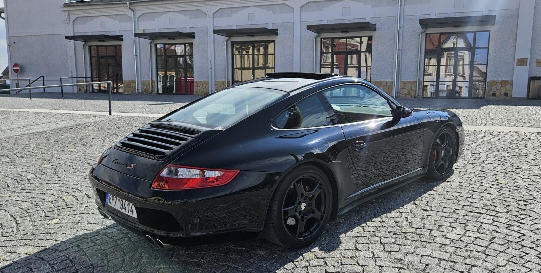 2006 Porsche 997 Carrera S, čierna kupé, 125 000 km