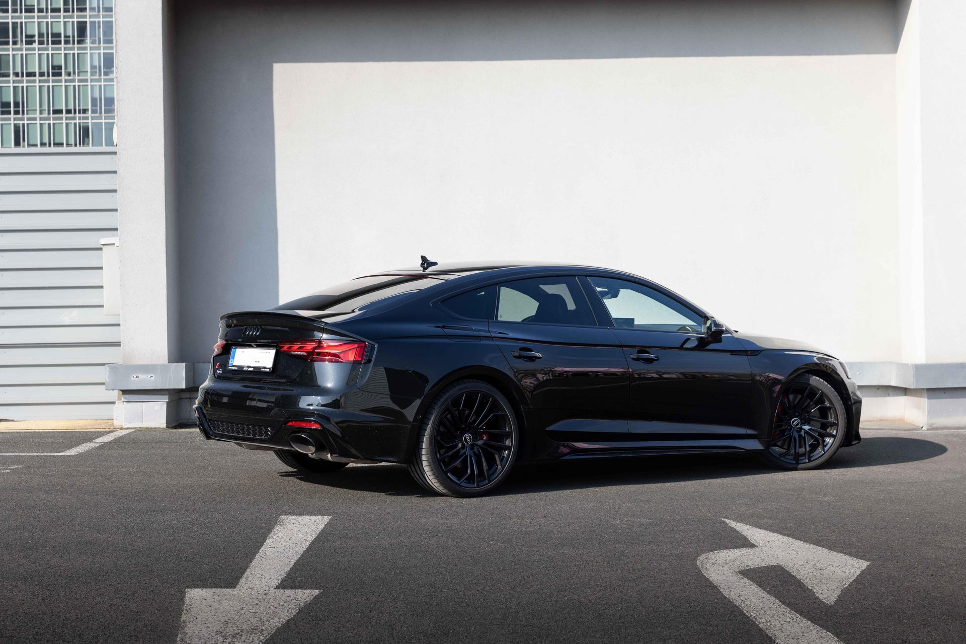 2022 AUDI RS5 Sportback, čierna hatchback, 47 900 km