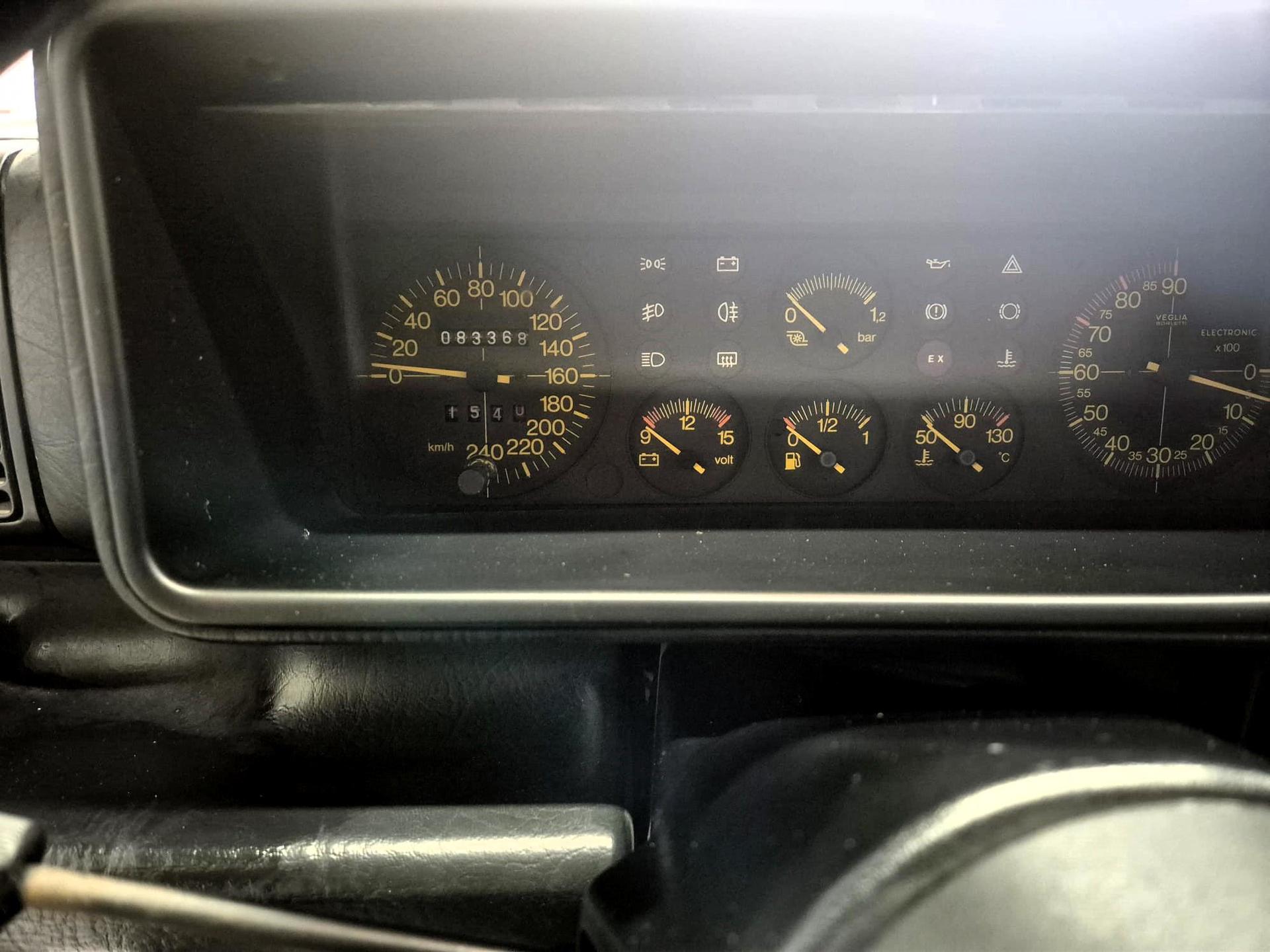 1991 Lancia Delta HF Integrale, čierna hatchback, 83 000 km