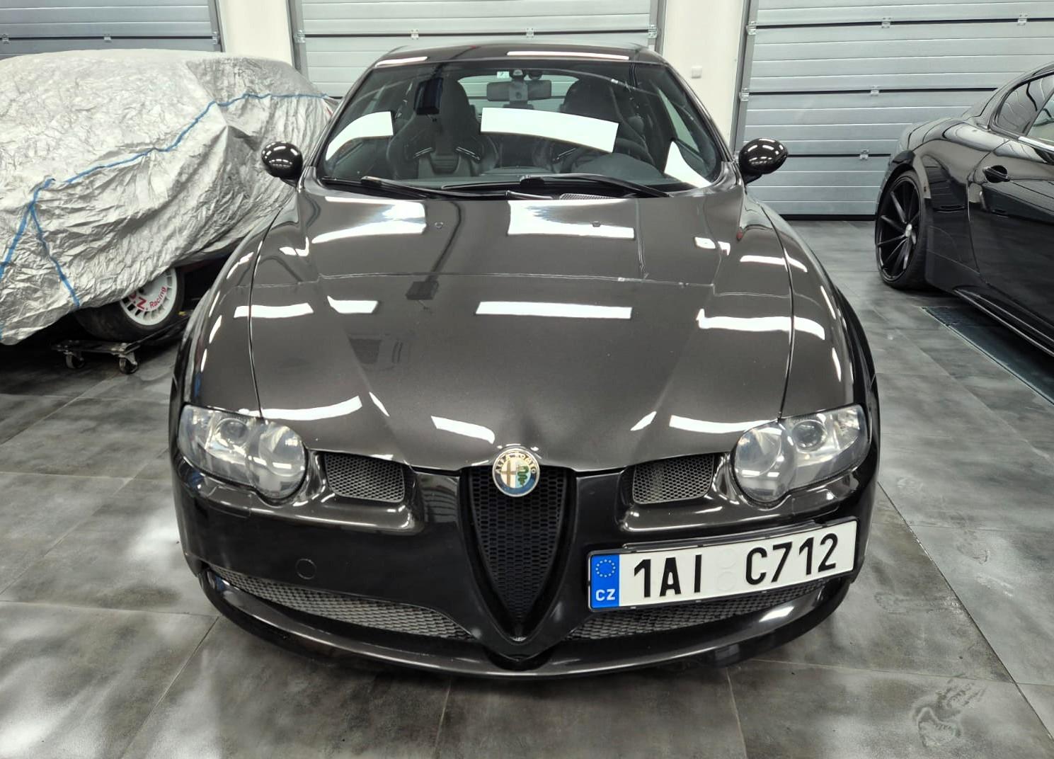 2003 Alfa Romeo 147GTA, čierna hatchback, 111 000 km