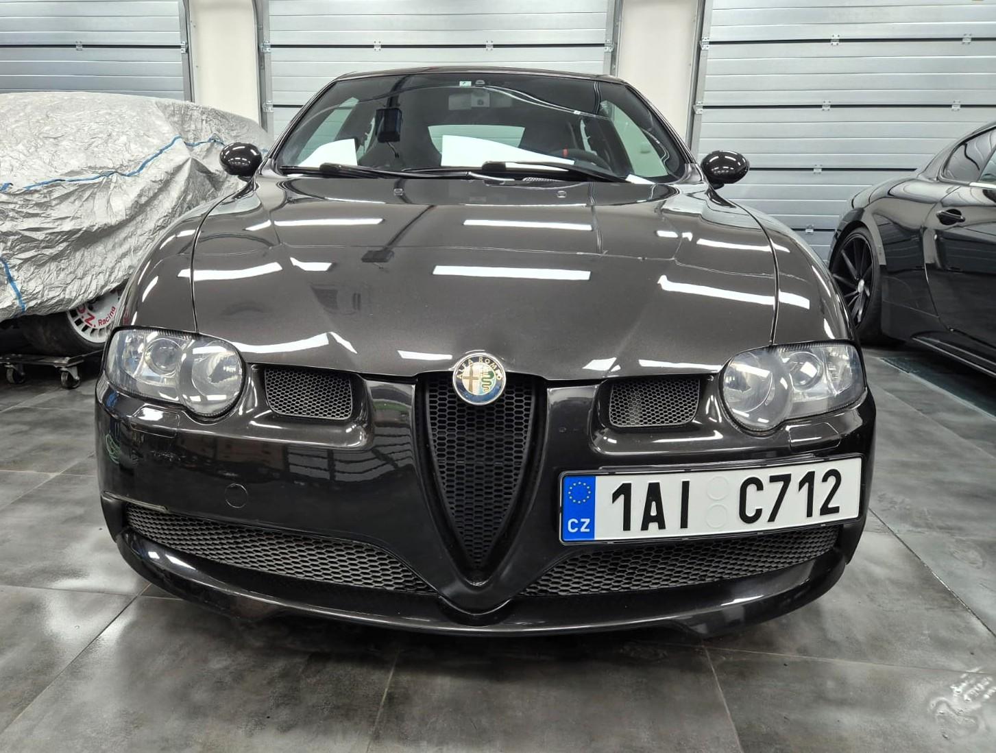 2003 Alfa Romeo 147GTA, čierna hatchback, 111 000 km