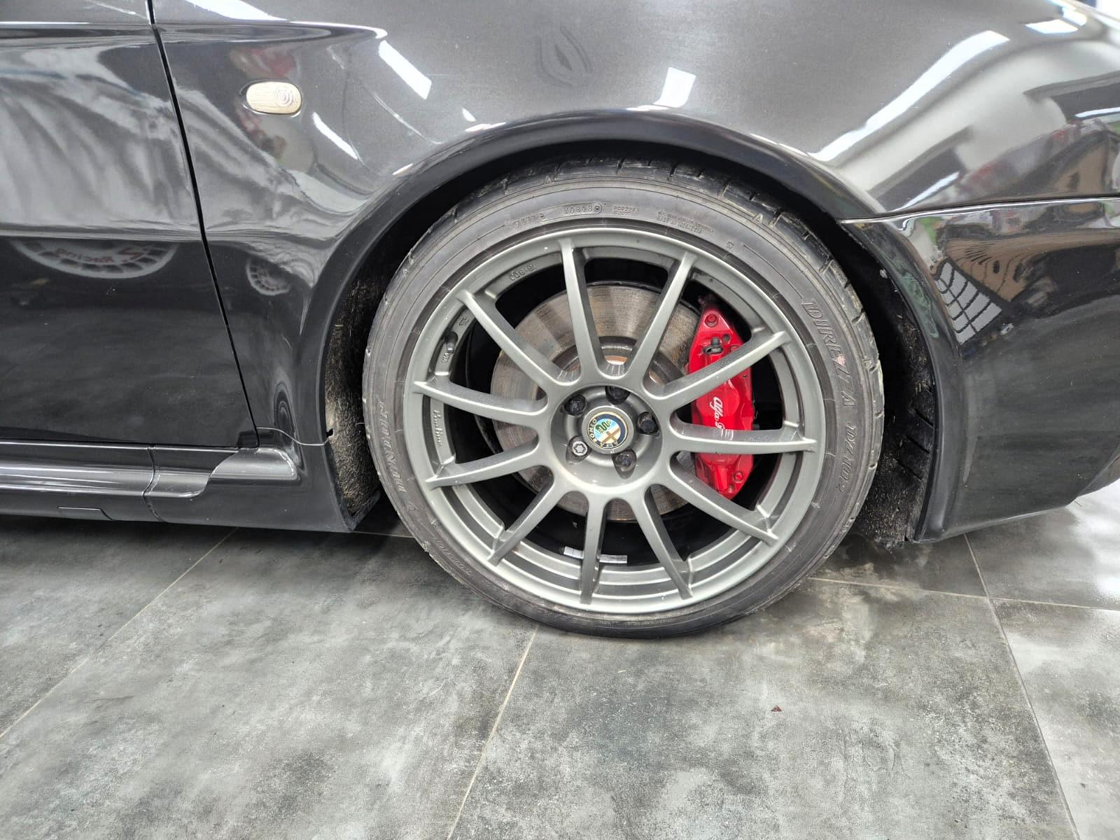 2003 Alfa Romeo 147GTA, čierna hatchback, 111 000 km