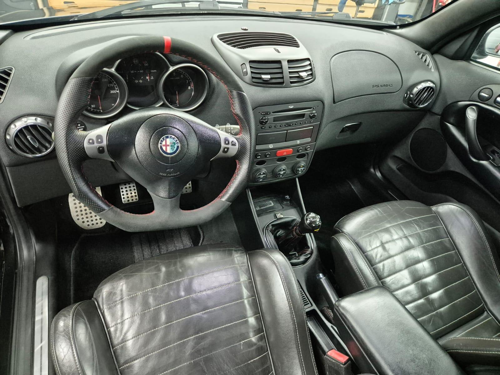 2003 Alfa Romeo 147GTA, čierna hatchback, 111 000 km