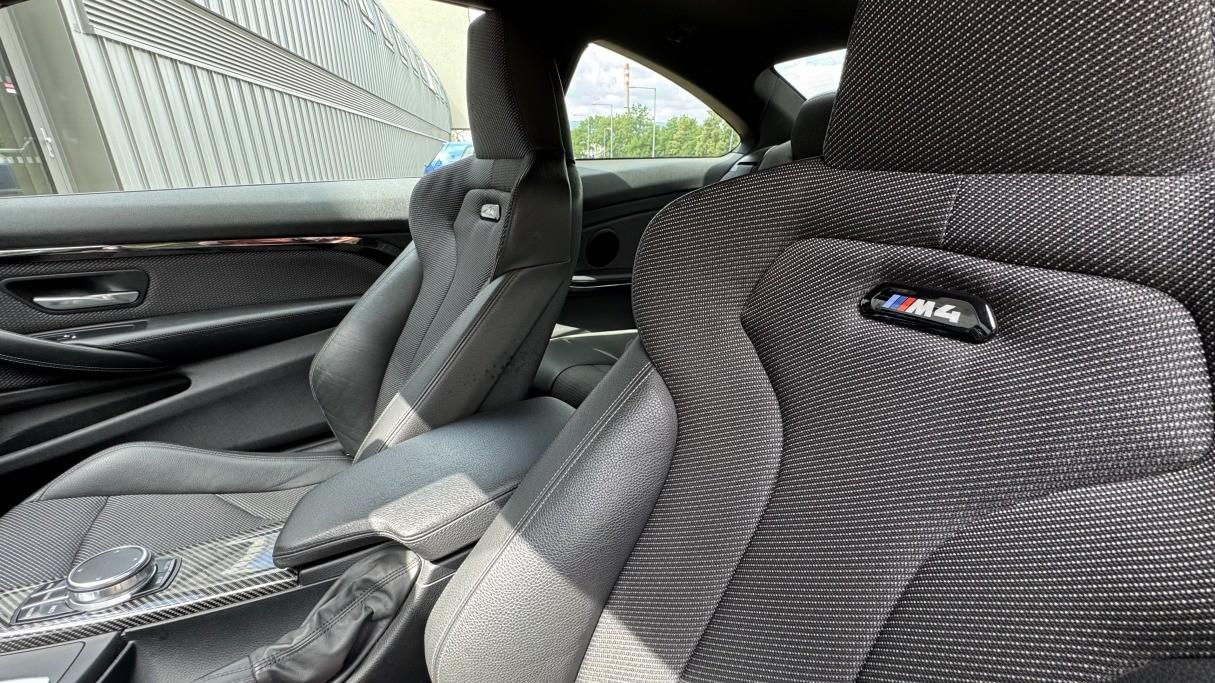 2017 BMW M4, žltá kupé, 141 000 km