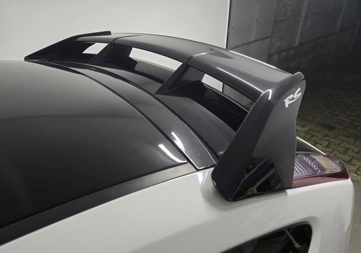 2009 Ford Focus RS, biela hatchback, 59 000 km