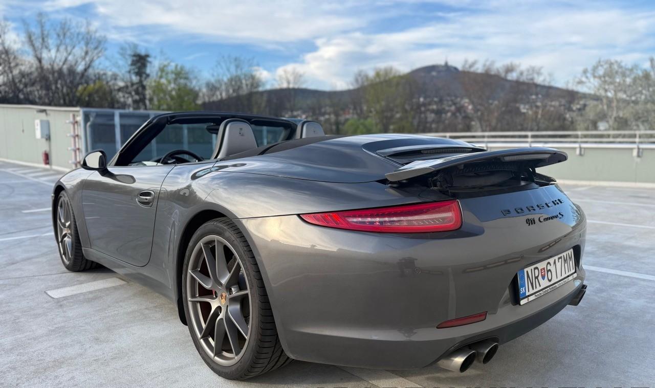 2012 Porsche 991 Carrera S, sivá kabriolet, 87 000 km