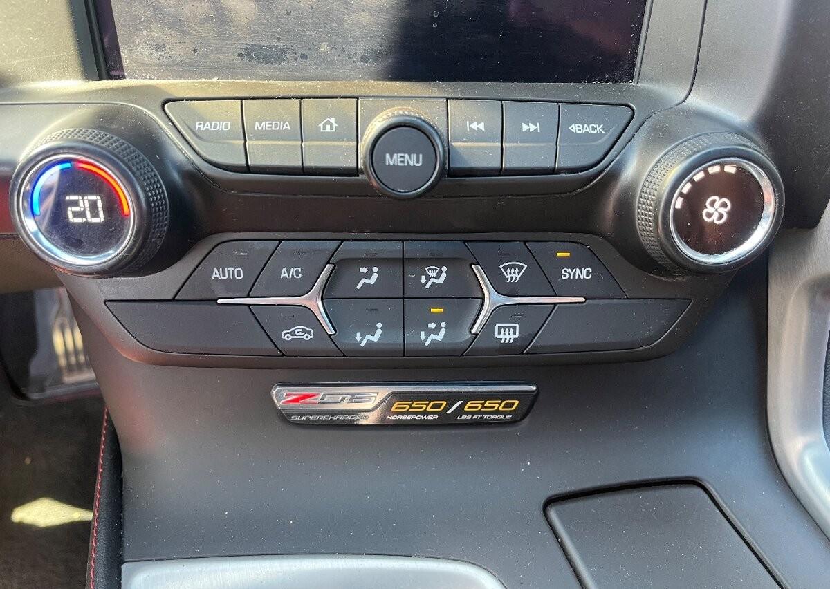 2016 Chevrolet Corvette Z06, biela kupé, 47 800 km