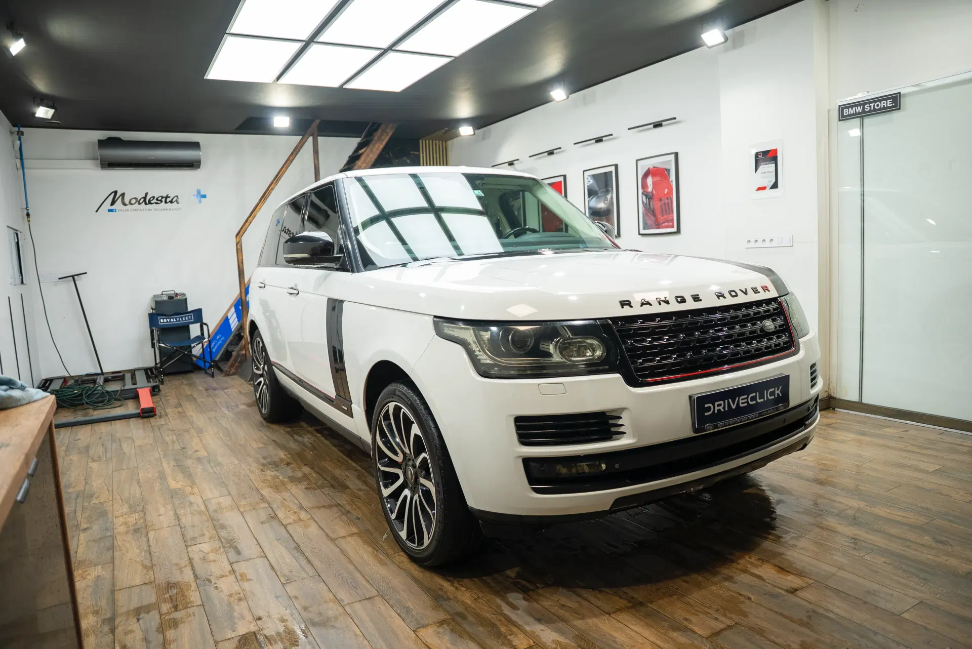 2015 Land Rover RR Sport SV Autobiography, biela suv, 216 000 km