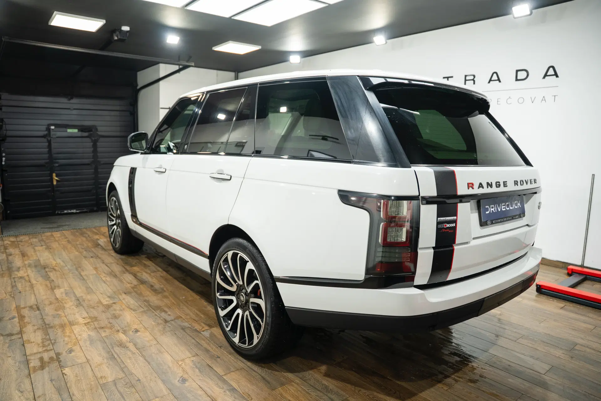 2015 Land Rover RR Sport SV Autobiography, biela suv, 216 000 km