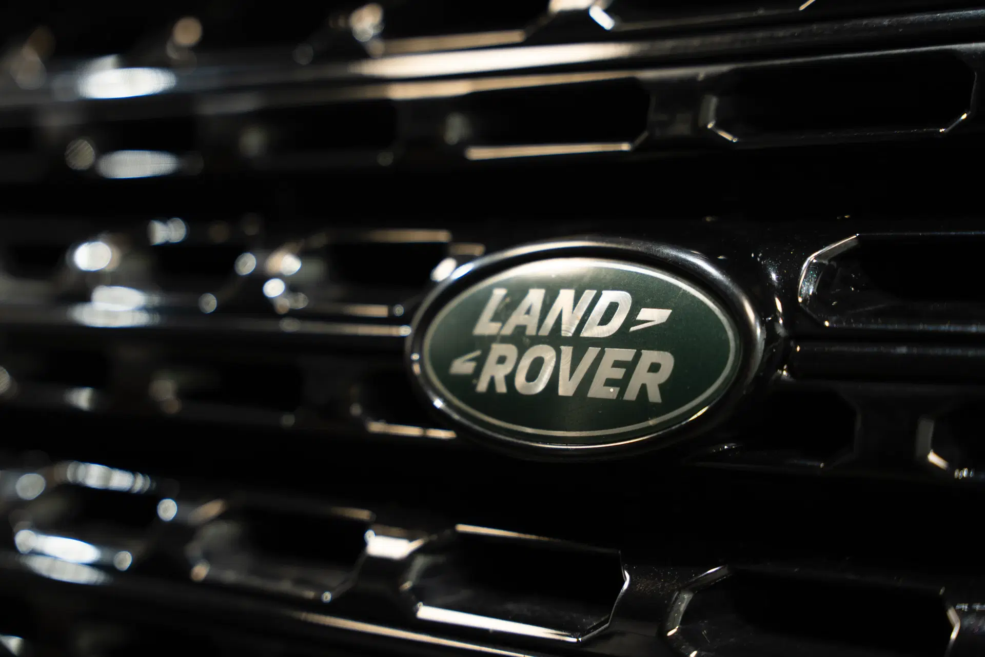 2015 Land Rover RR Sport SV Autobiography, biela suv, 216 000 km